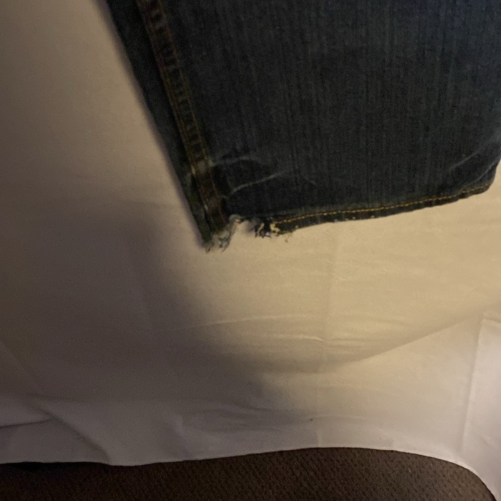 Gap boot fit distressed - Picture 4 of 9